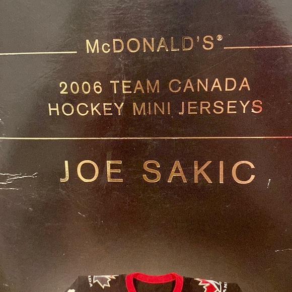 Joe Sakic McDonald's Team Canada 2006 Olympic Hockey Mini Jersey NIB - Picture 2 of 8